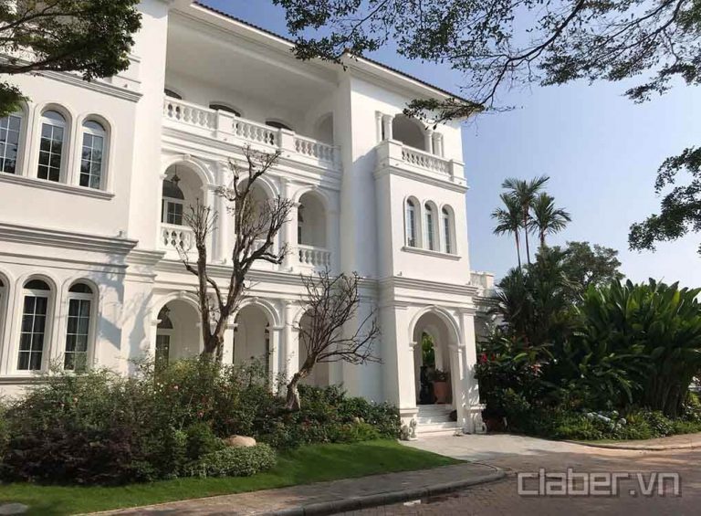 Công trình tưới tự động biệt thự Chateau Q7, HCM – Dùng béc tưới cây xoay 90474